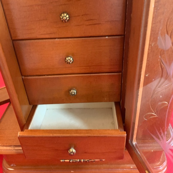 Wooden Jewelry Box - Picture 7 of 11